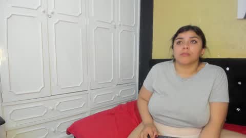 Snapshot of dannagarza chatting on 02/05/25, 07:39 Danna Garza online show from 02/05/25, 07:39