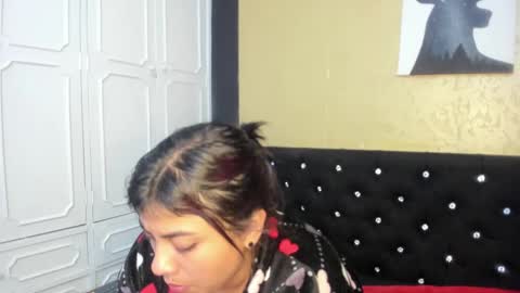 Snapshot of dannagarza chatting on 02/05/25, 10:41 Danna Garza online show from 02/05/25, 10:41