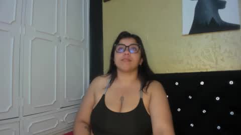 Snapshot of dannagarza chatting on 02/21/25, 07:45 Danna Garza online show from 02/21/25, 07:45