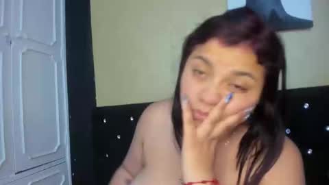 Snapshot of dannagarza chatting on 03/10/25, 10:37 Danna Garza online show from 03/10/25, 10:37