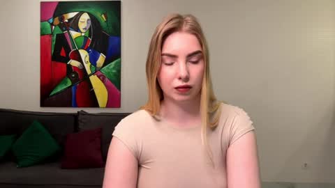 dannamissss online show from 12/10/24, 07:22