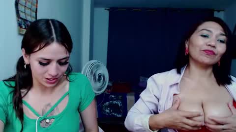 dannamomcerrat online show from 02/14/25, 05:09