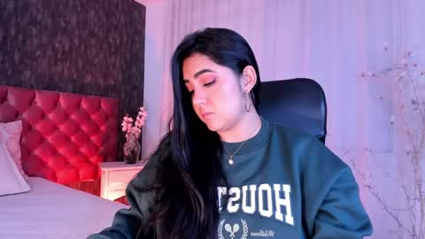 Danna online show from 01/22/25, 02:14