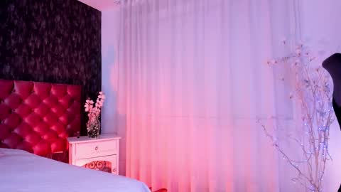 Danna online show from 01/23/25, 02:39