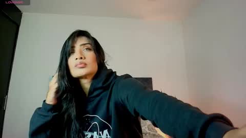 Snapshot of dannawells chatting on 12/05/25, 02:14 Danna Wells online show from 12/05/25, 02:14