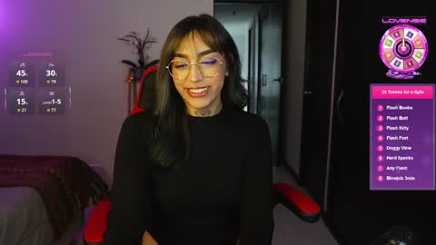 Snapshot of dannielle_ chatting on 09/10/25, 08:42    online show from 09/10/25, 08:42