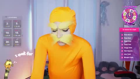 Snapshot of dannielle_ chatting on 10/31/25, 05:36    online show from 10/31/25, 05:36