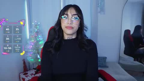 Snapshot of dannielle_ chatting on 12/02/25, 08:04 online show from 12/02/25, 08:04