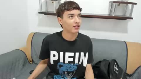 Snapshot of danniels_sweet chatting on 01/11/25, 12:40 danniels_sweet online show from 01/11/25, 12:40