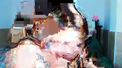 Snapshot of dannieparis chatting on 02/26/25, 10:53 sweetfontaine69 online show from 02/26/25, 10:53