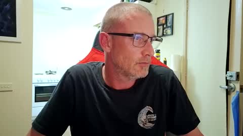 dannozdirekt online show from 11/05/25, 12:27