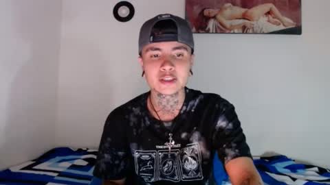 Snapshot of dannteftm chatting on 12/25/24, 11:10 DANNTE online show from 12/25/24, 11:10