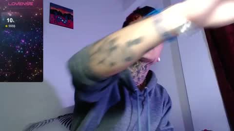 Snapshot of dannteftm chatting on 03/02/25, 02:19 DANNTE online show from 03/02/25, 02:19