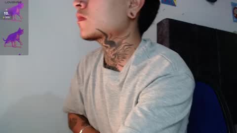 Snapshot of dannteftm chatting on 10/05/25, 12:42 DANNTE online show from 10/05/25, 12:42