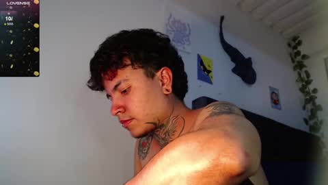 Snapshot of dannteftm chatting on 10/28/25, 09:50 DANNTE online show from 10/28/25, 09:50