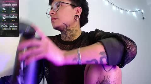 DANNTE online show from 03/25/26, 02:06