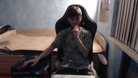 Danny online show from 09/28/25, 01:11