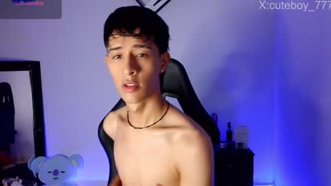 Snapshot of danny777_ chatting on 11/13/25, 09:19 Danny online show from 11/13/25, 09:19