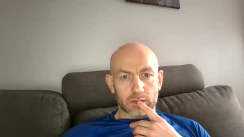 danny81boy online show from 03/08/26, 03:38