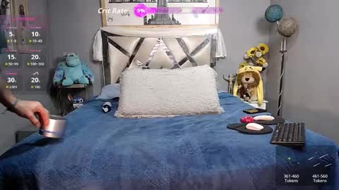 Danny and Alex online show from 12/15/25, 04:50