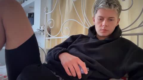 danny online show from 09/18/25, 10:17