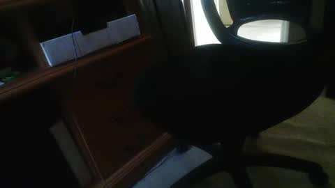 Snapshot of dannyb618 chatting on 09/12/25, 08:42 Danielle online show from 09/12/25, 08:42