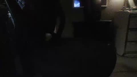 Snapshot of dannyb618 chatting on 12/17/25, 01:00 Danielle online show from 12/17/25, 01:00