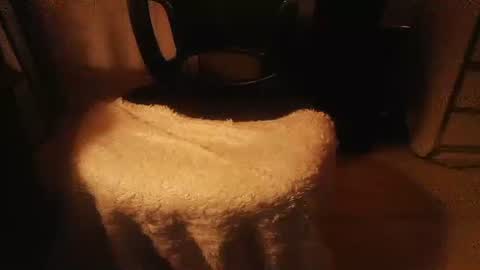 Snapshot of dannyb618 chatting on 12/22/25, 12:18 Danielle online show from 12/22/25, 12:18