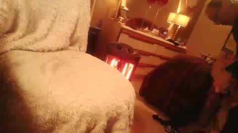 Snapshot of dannyb618 chatting on 03/04/26, 11:55 Danielle online show from 03/04/26, 11:55