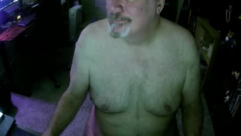 Snapshot of dannybear chatting on 02/28/26, 10:05 Danny bear online show from 02/28/26, 10:05