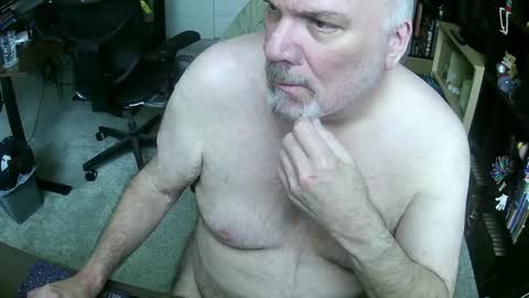 Snapshot of dannybear chatting on 03/27/26, 05:34 Danny bear online show from 03/27/26, 05:34