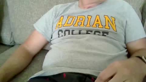 Snapshot of dannyboy621 chatting on 04/19/26, 01:43 dannyboy621 online show from 04/19/26, 01:43