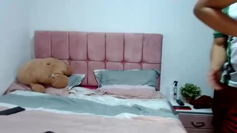 Snapshot of dannyhothot chatting on 03/12/25, 11:01 danny and ruby online show from 03/12/25, 11:01