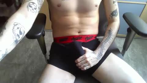 Danny L. online show from 05/19/26, 01:39