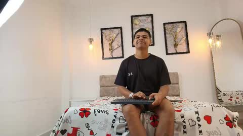 Snapshot of dannysamm chatting on 10/07/25, 11:51 dannysamm online show from 10/07/25, 11:51