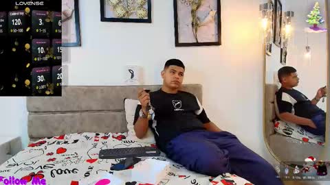 Snapshot of dannysamm chatting on 12/01/25, 01:16 dannysamm online show from 12/01/25, 01:16