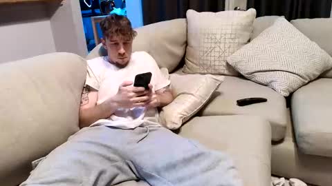 Snapshot of dannythreeyway chatting on 02/11/26, 11:54 DannyThreeWay online show from 02/11/26, 11:54