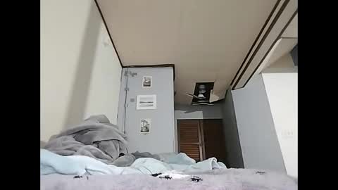 Snapshot of danshi69 chatting on 02/18/26, 06:04 danshi69 online show from 02/18/26, 06:04