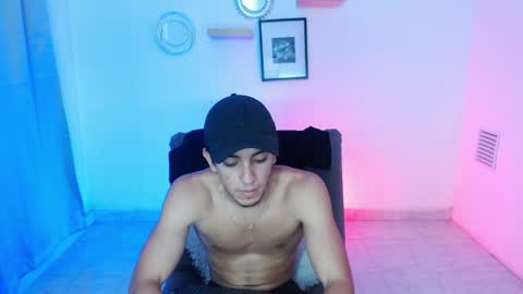 Snapshot of dante_18cm chatting on 05/19/26, 02:18 Dante online show from 05/19/26, 02:18