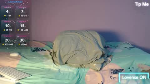 Snapshot of dante_bear chatting on 11/22/25, 02:43 dante_bear online show from 11/22/25, 02:43