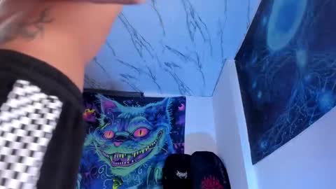 Snapshot of dante_cooper_0 chatting on 10/14/25, 05:52 dante_cooper_0 online show from 10/14/25, 05:52