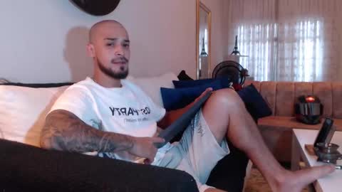 Snapshot of dante_hell1 chatting on 03/22/26, 10:46 Dante Hell online show from 03/22/26, 10:46