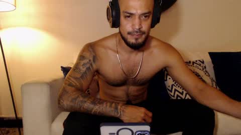 Snapshot of dante_hell1 chatting on 04/11/26, 02:49 Dante Hell online show from 04/11/26, 02:49