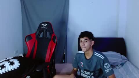 Snapshot of dante_lord chatting on 12/04/24, 04:43 Dante online show from 12/04/24, 04:43