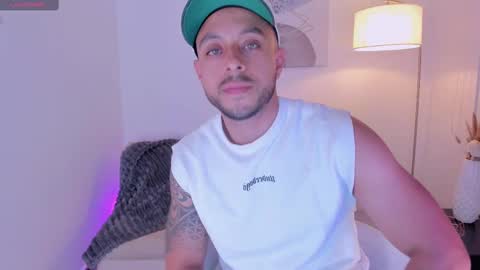 Dante marquez online show from 10/21/25, 02:12