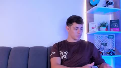 Snapshot of dante_seductor chatting on 02/01/26, 09:24 Dante online show from 02/01/26, 09:24