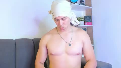 Snapshot of dante_seductor chatting on 02/12/26, 09:32 Dante online show from 02/12/26, 09:32