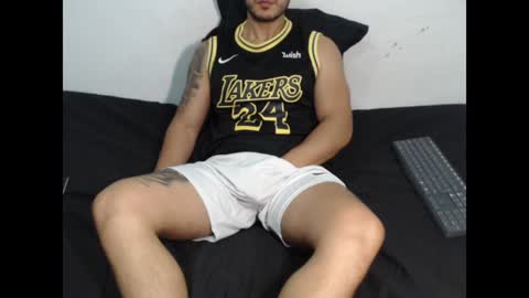 Snapshot of dantebrown1 chatting on 02/07/25, 03:12 dantebrown1 online show from 02/07/25, 03:12