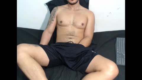 Snapshot of dantebrown1 chatting on 02/12/25, 02:54 dantebrown1 online show from 02/12/25, 02:54