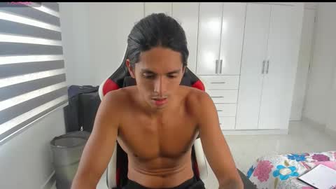 Snapshot of dantedecentralized chatting on 12/16/25, 06:46 X Dante7373574 online show from 12/16/25, 06:46